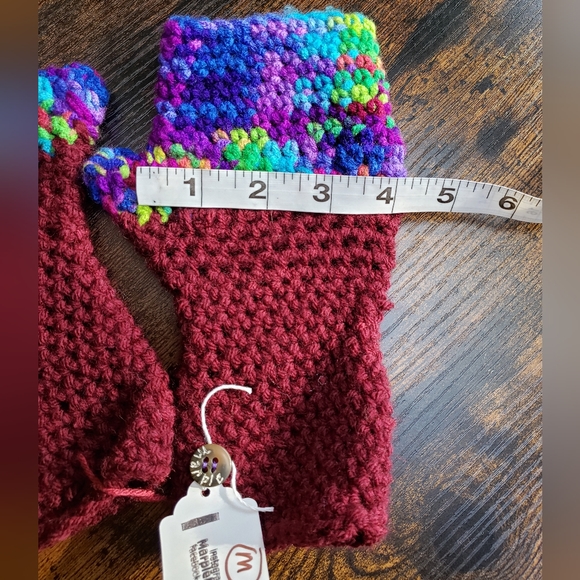 NWT* Handmade Fingerless gloves💜 super soft acrylic yarn, MarpleMade Designs, - Picture 5 of 8